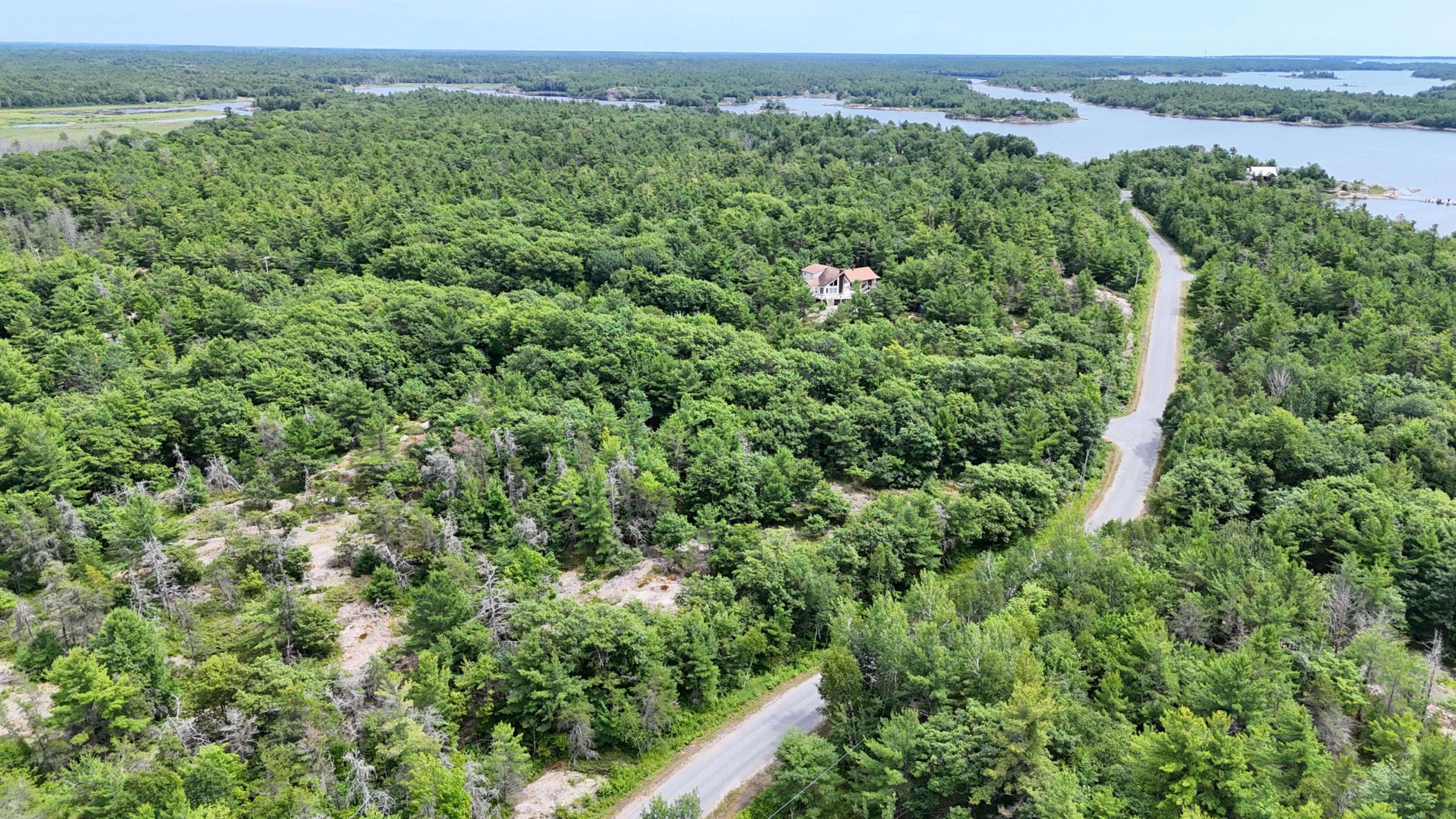 3 Corduroy Bay RD, Carling, ON P0G 1G0