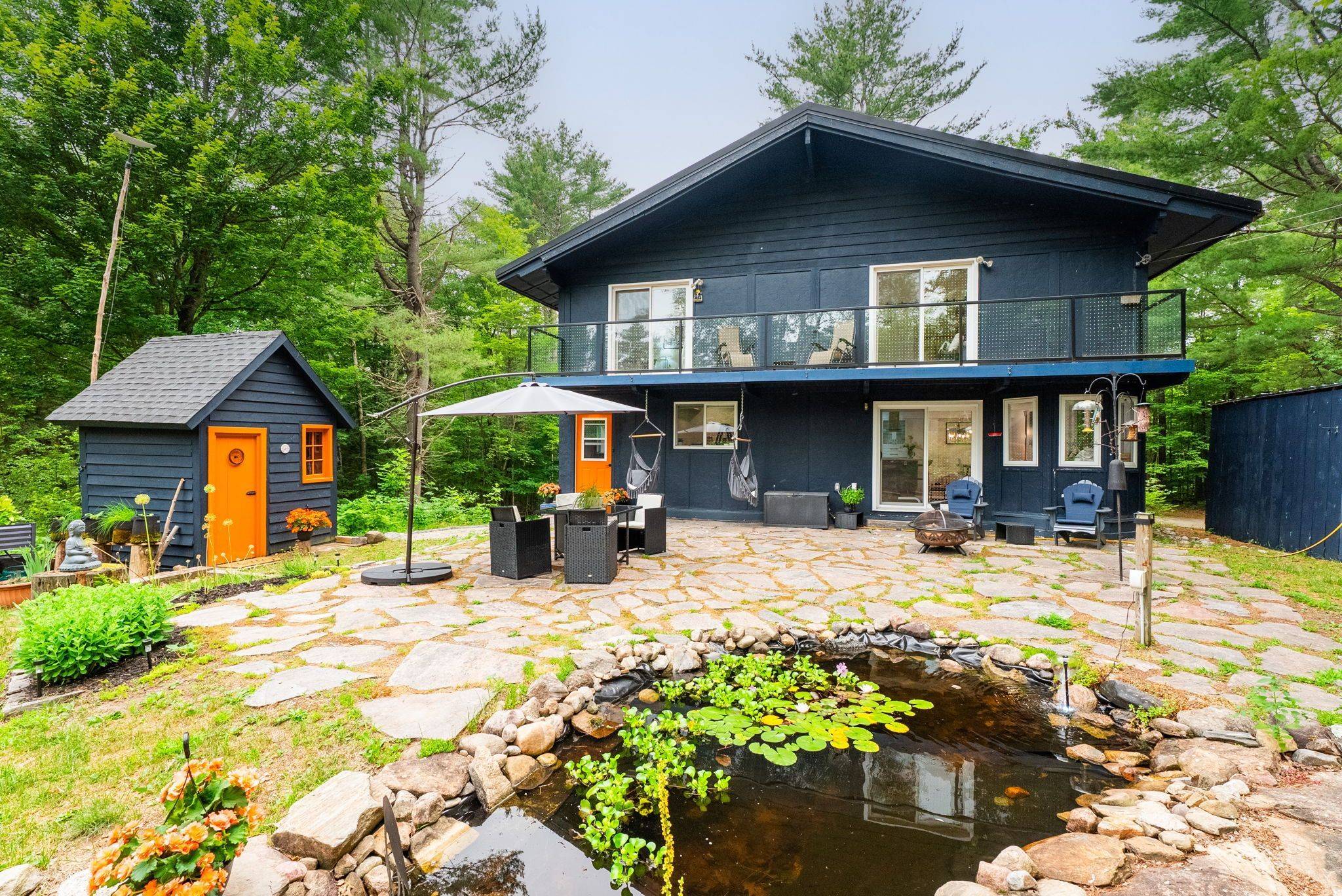 647 Lynx Lake RD, Huntsville, ON P1H 2J3