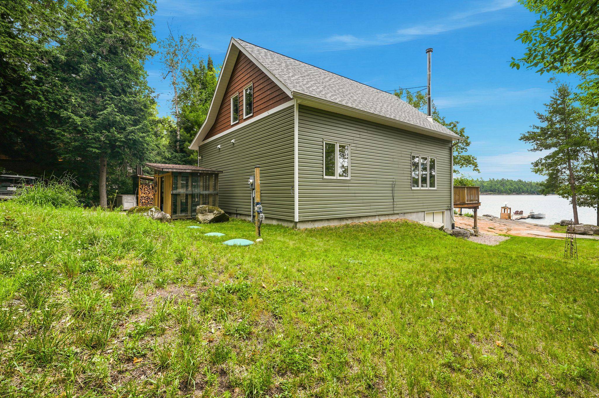 37 Grace LN, Carling, ON P0G 1G0