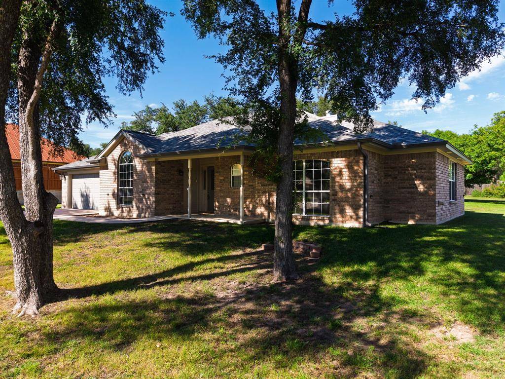 1909 Diamond Ridge Drive, Lampasas, TX 76550