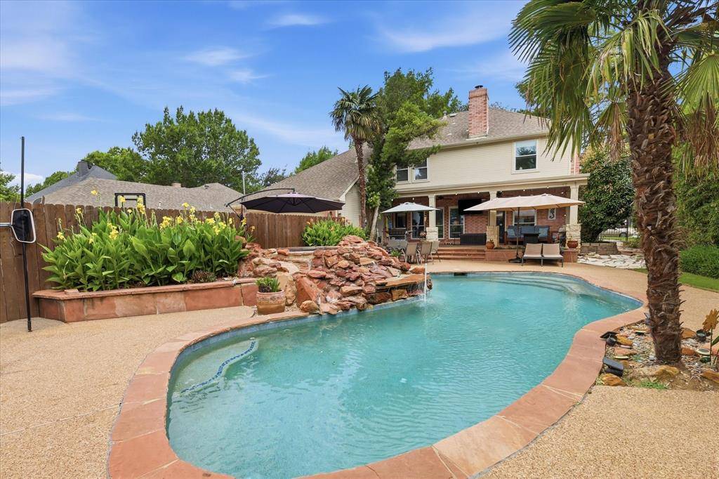 1604 Fairhaven Drive, Mansfield, TX 76063