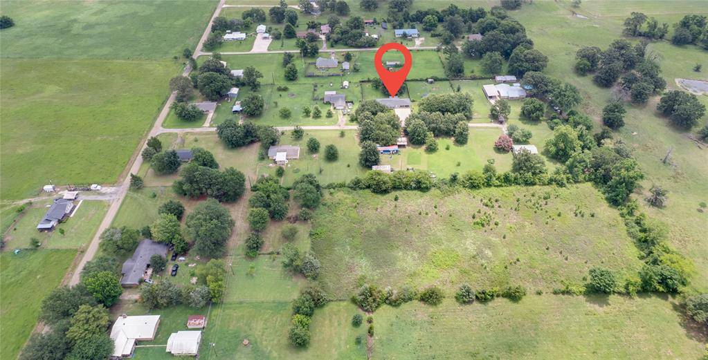 109 County Road 1224, Mount Pleasant, TX 75455