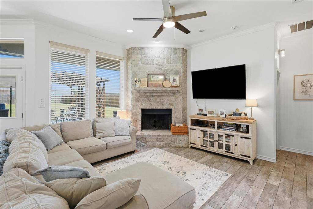 2837 County Road 301, Glen Rose, TX 76043