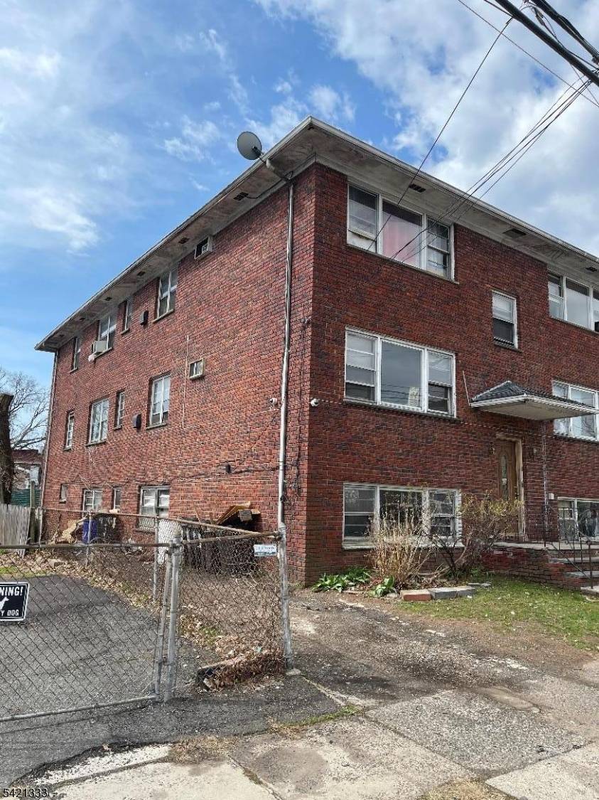 9-11 Bachman Pl, Irvington Twp., NJ 07111