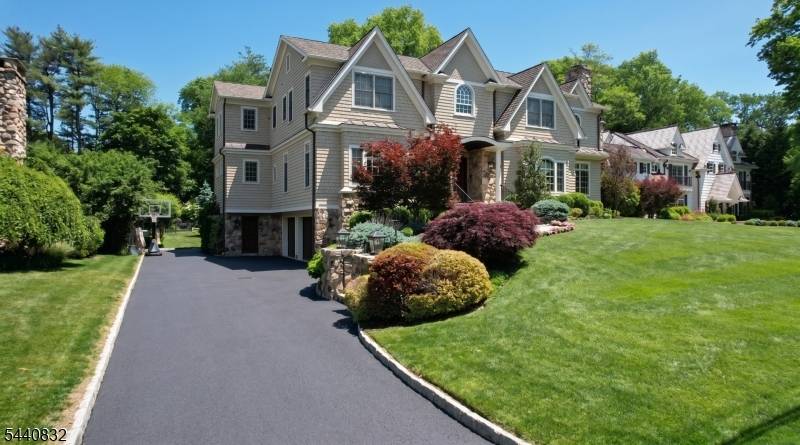 55 Dale Drive, Chatham Twp., NJ 07928