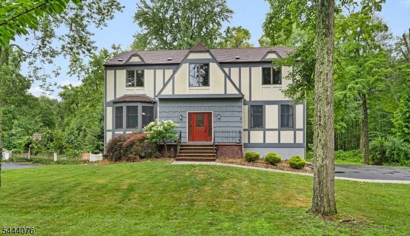 182 Lake Rd, Morris Twp., NJ 07960