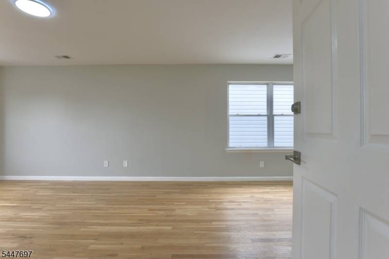 452 Marshall St #2, Elizabeth City, NJ 07206