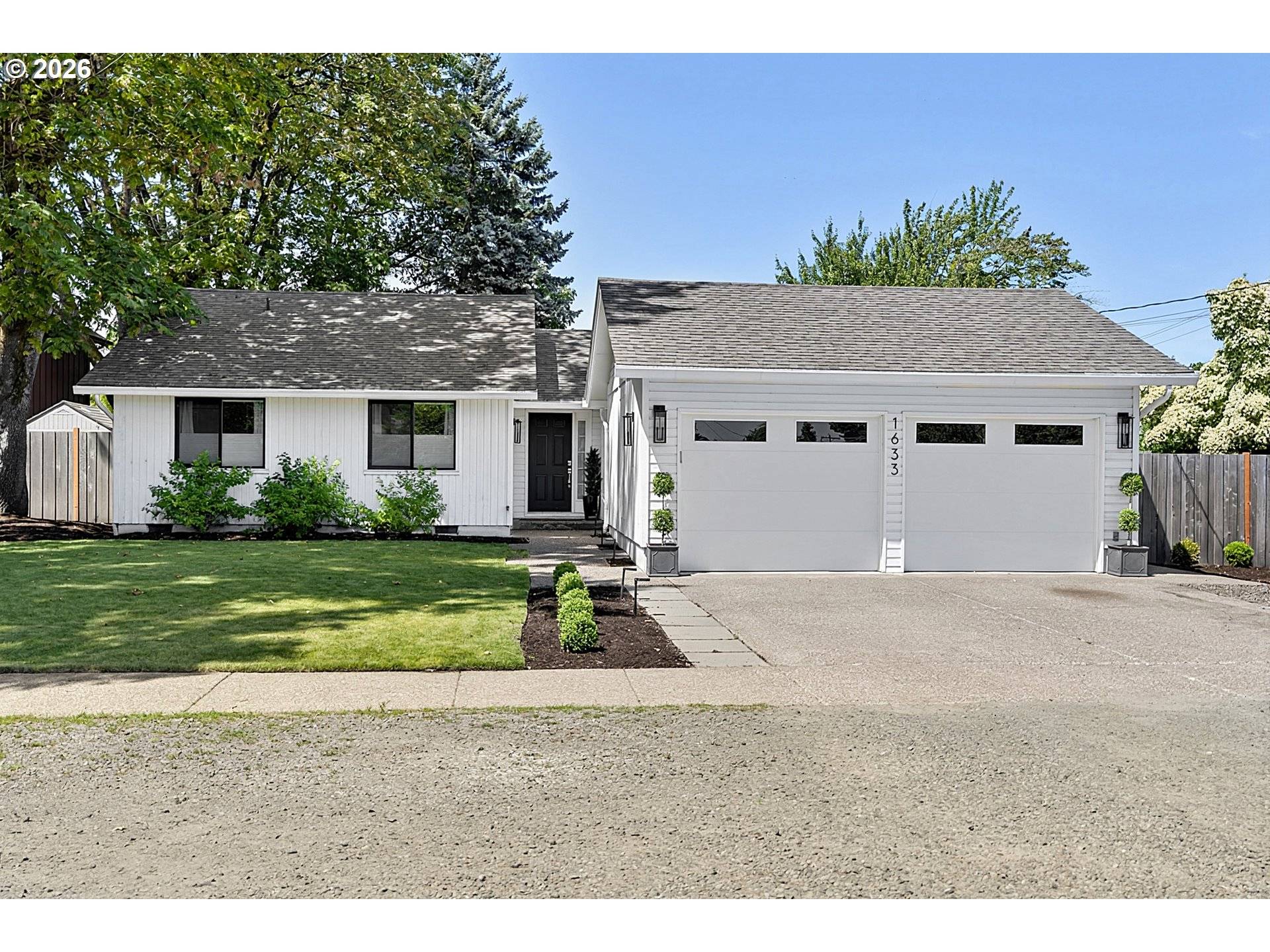 1633 HOLLY AVE, Eugene, OR 97408