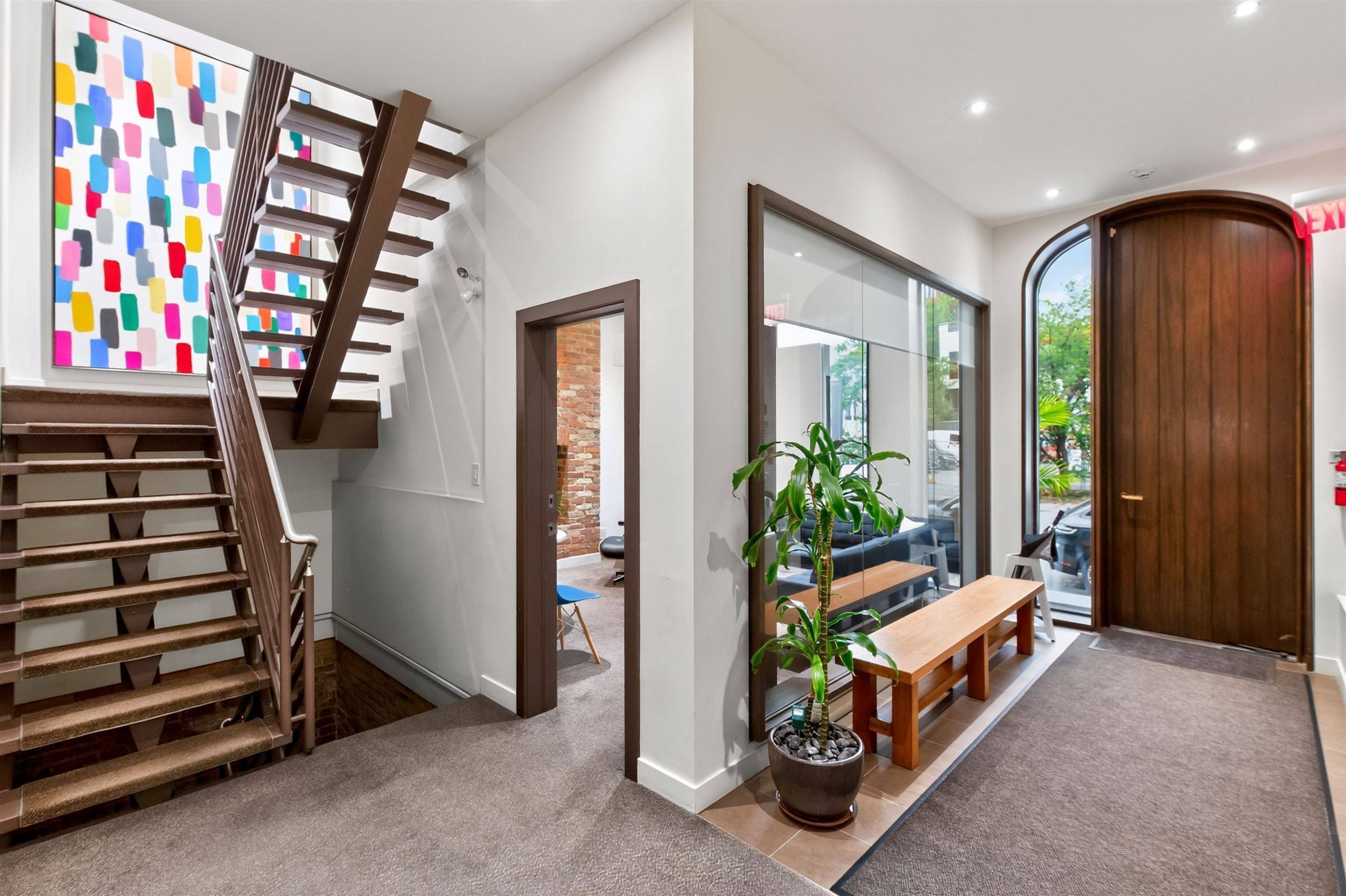 3 Rowanwood AVE E, Toronto C09, ON M4W 1Y5