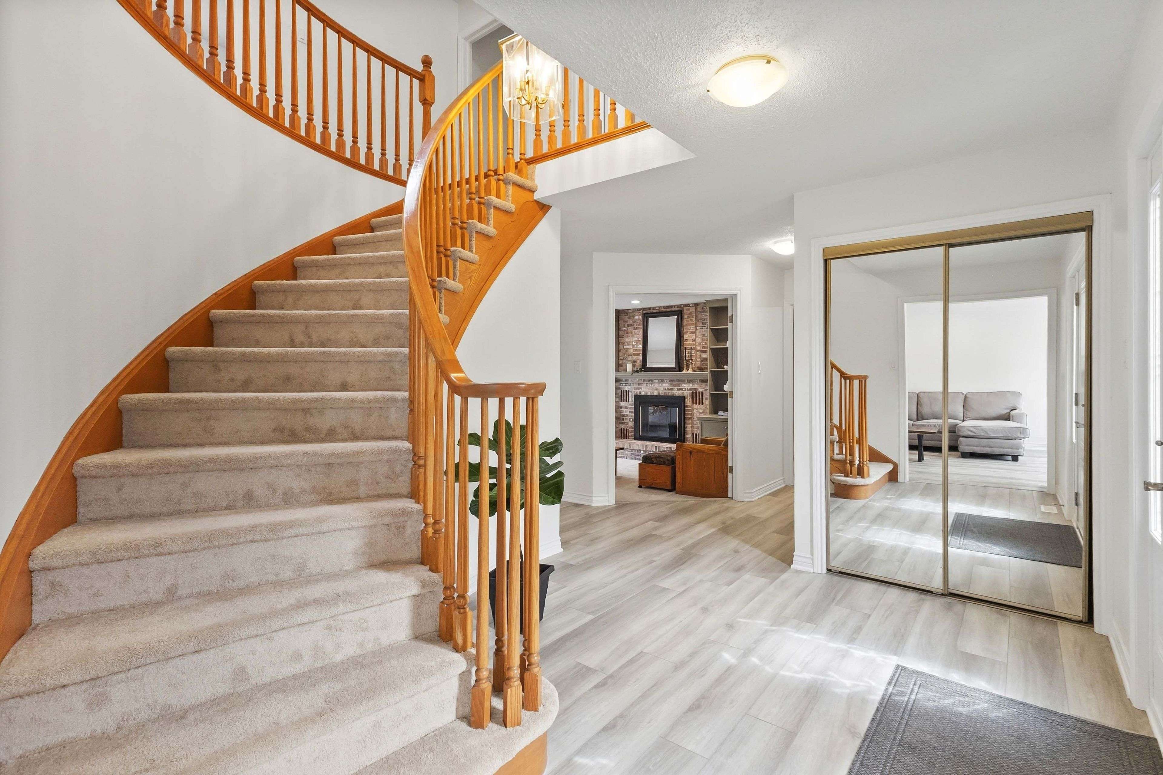 83 Bracebridge CT, London North, ON N5X 3V2