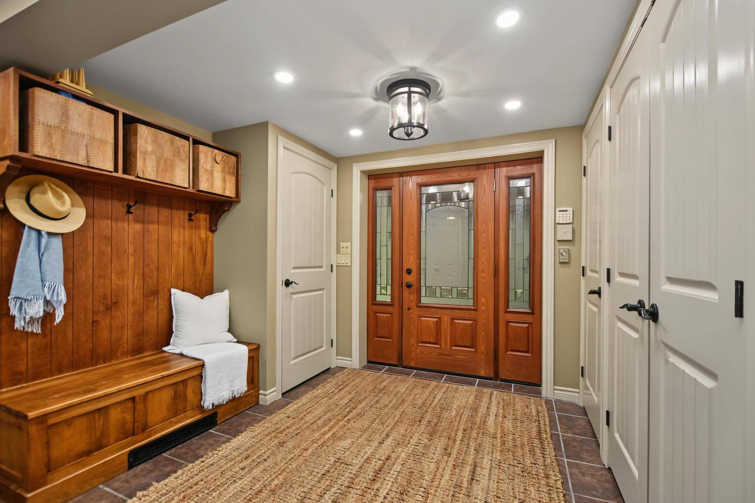 143 ST MORITZ CRES, Blue Mountains, ON L9Y 0S6