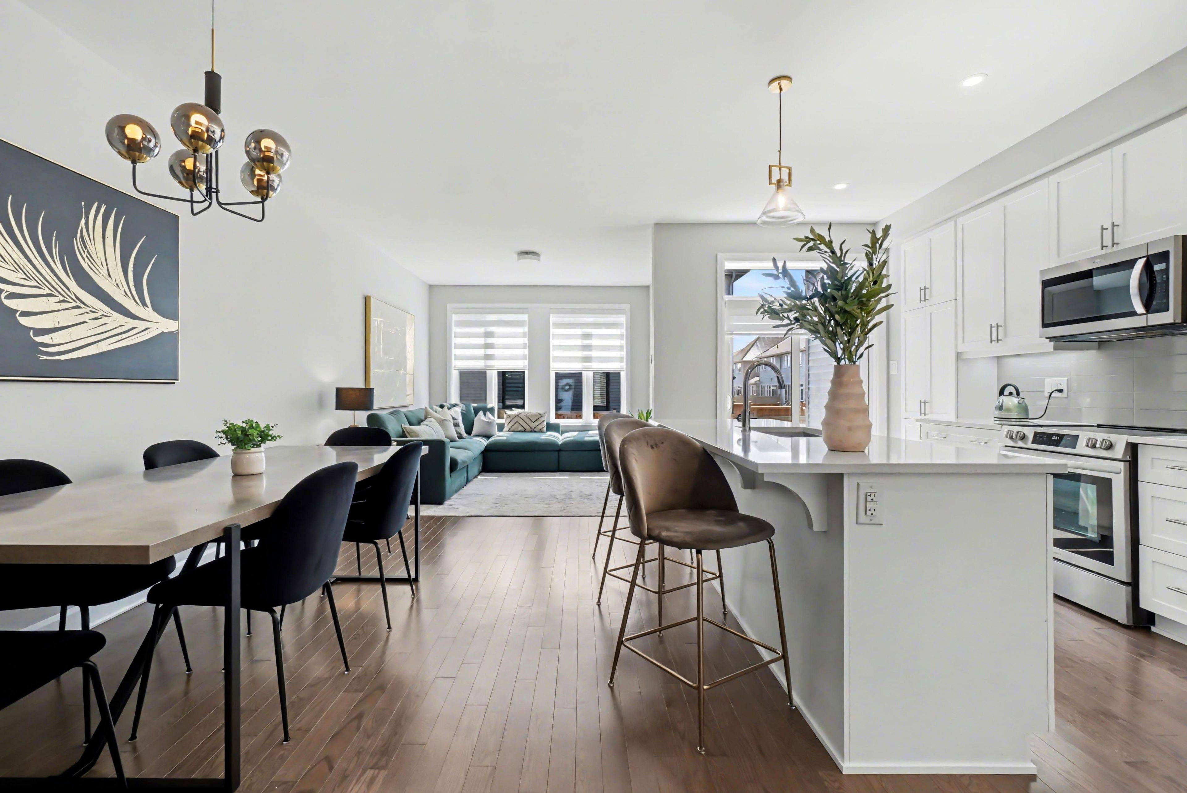 57 Mandevilla CRES, Blossom Park - Airport And Area, ON K1T 0Y2