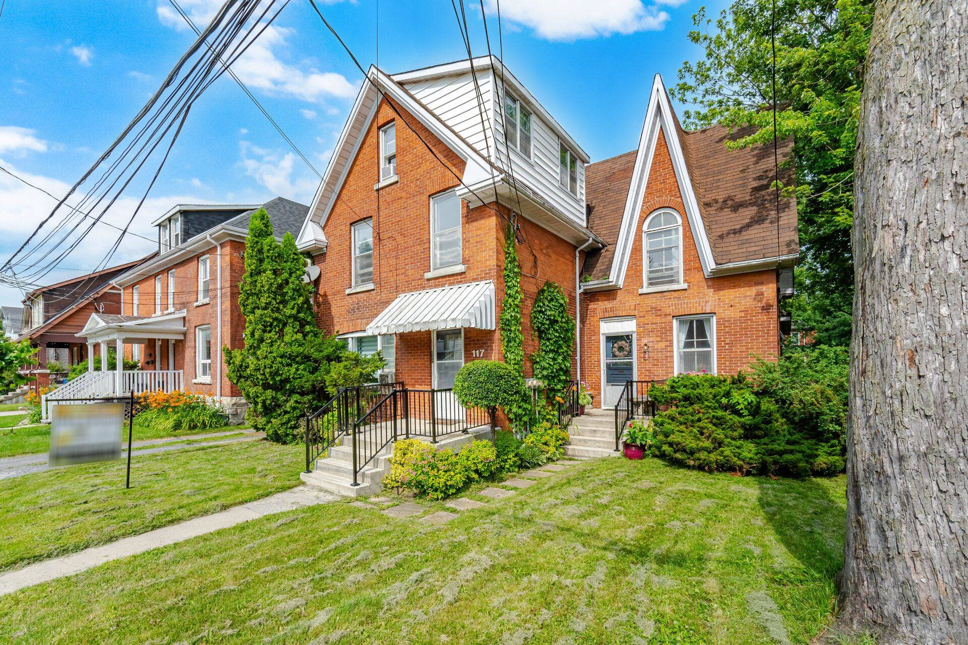 117 Nelson ST, Kingston, ON K7L 3W9
