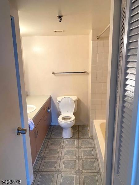 655 Absecon #618, Atlantic City, NJ 08401