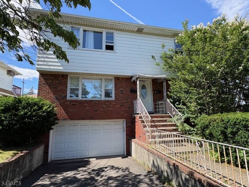 78 Arlington Ave #2, Clifton City, NJ 07011