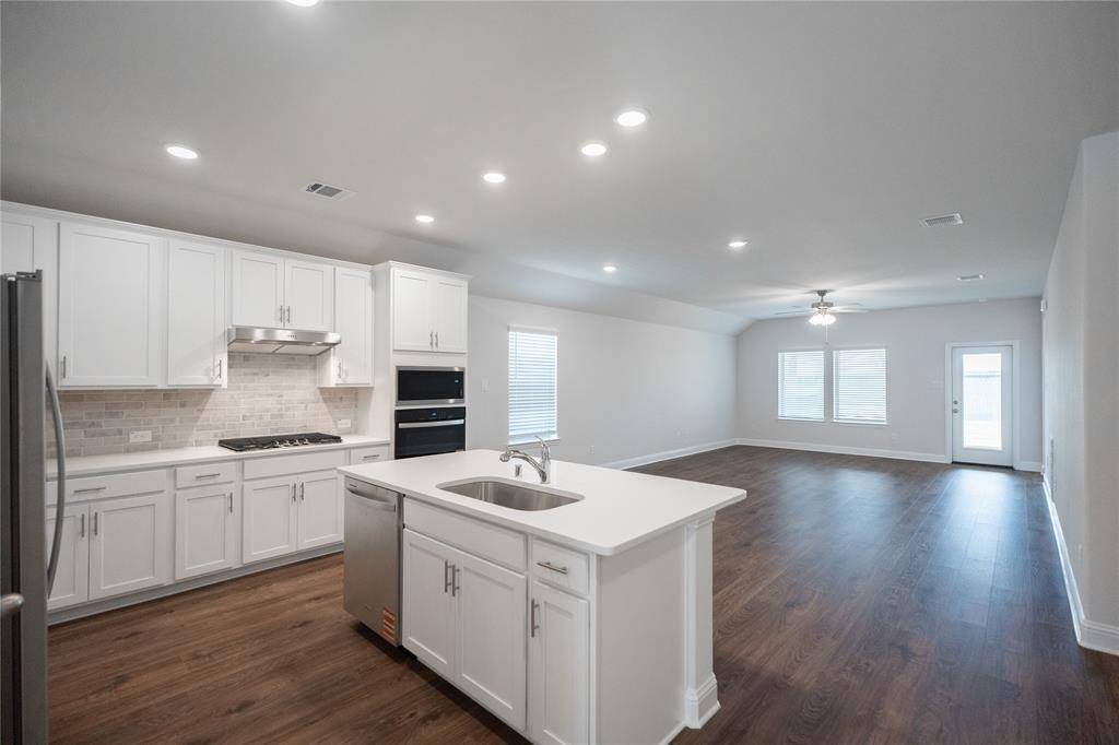 3766 Lupine Trail, Venus, TX 76084