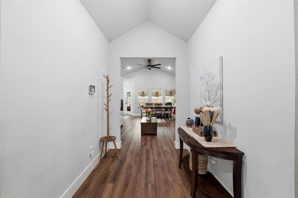 203 Pioneer Drive, Keene, TX 76059