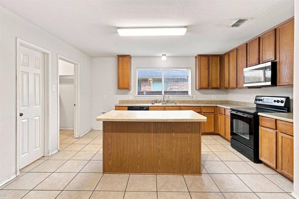 5905 Calloway Drive, Mckinney, TX 75070
