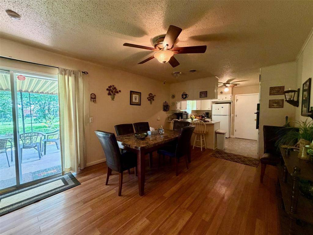802 W 4th Street, Clarksville, TX 75426