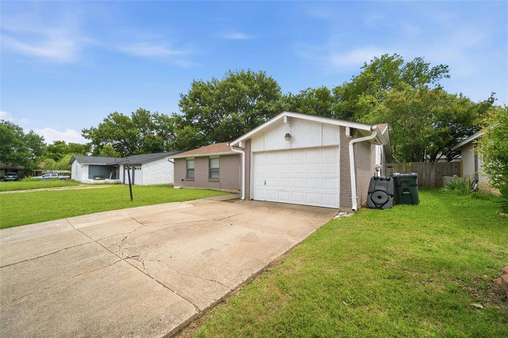 1606 Natches Drive, Arlington, TX 76014