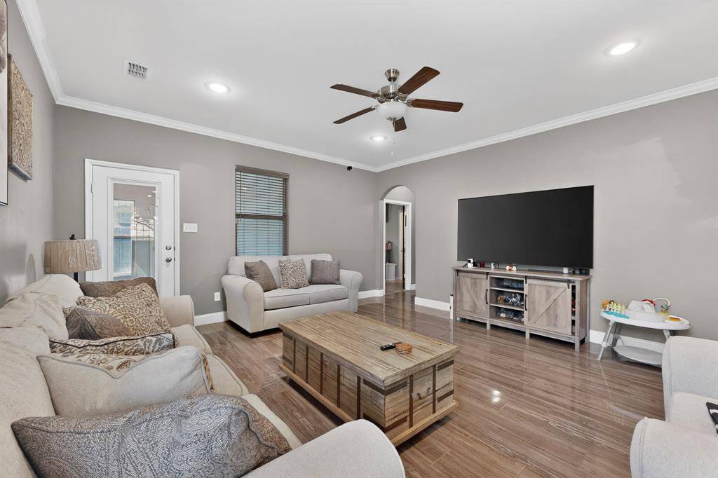 1423 Barrel Drive, Dallas, TX 75253