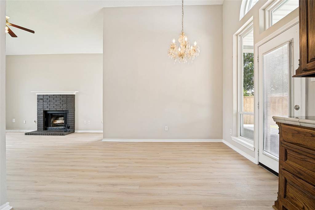 143 Cresthaven Drive, Rockwall, TX 75032