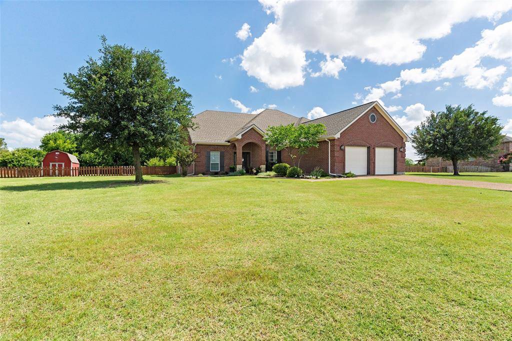 2305 Silver Maple Drive, St. Paul, TX 75098