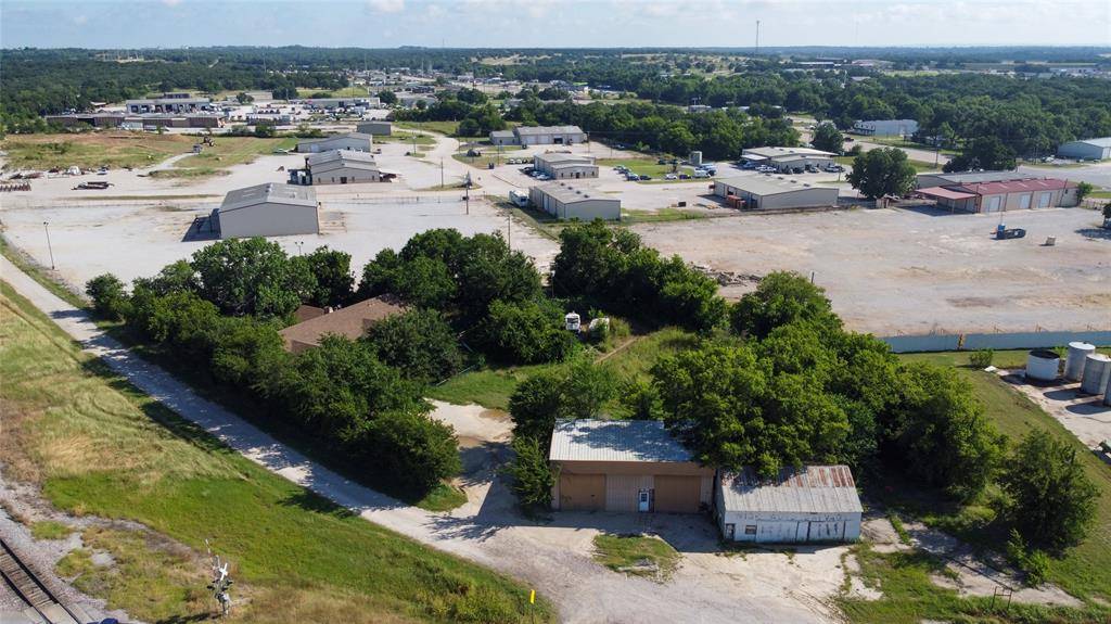 110 Lake Road, Bridgeport, TX 76426