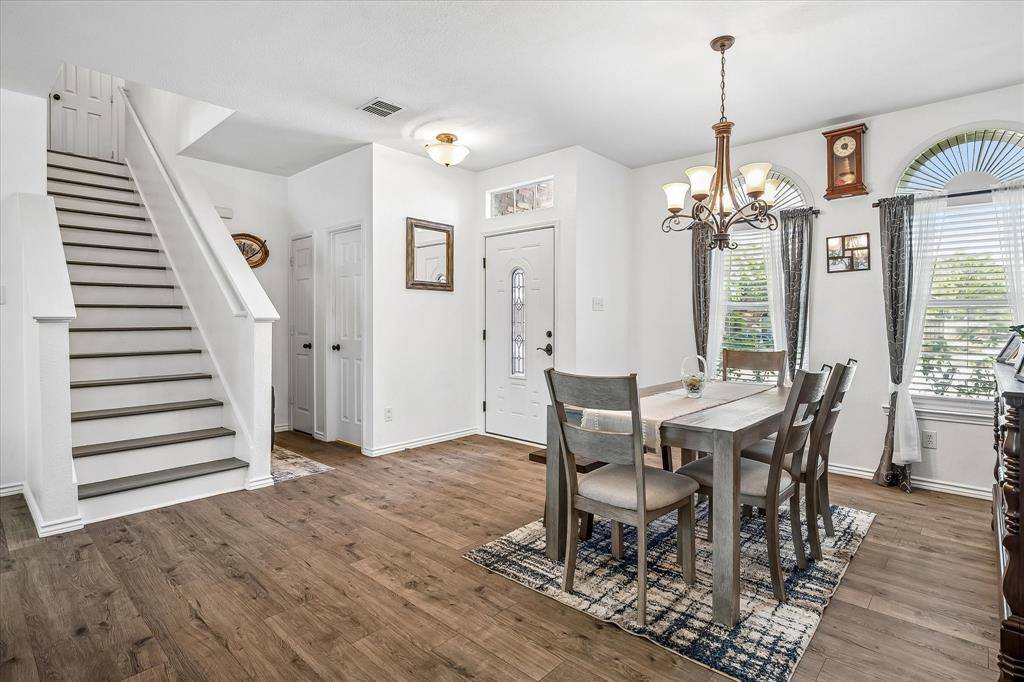 1141 Timberlake Lane, Lewisville, TX 75067