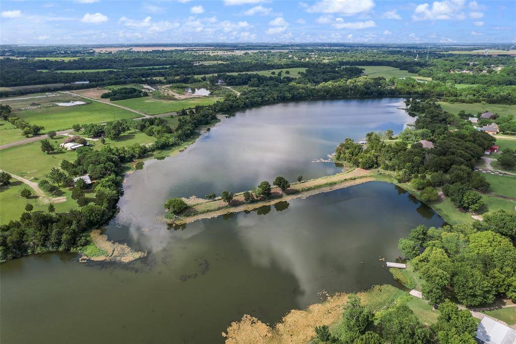 235 Taylor Road, Waxahachie, TX 75165