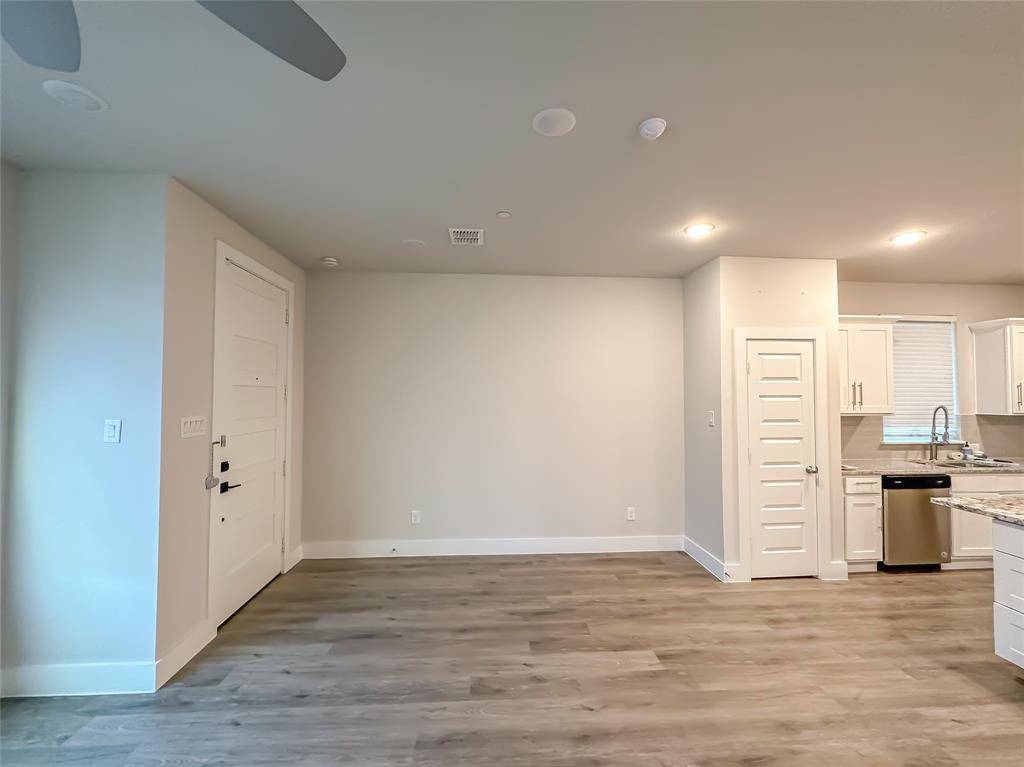 7616 Resting Mews, North Richland Hills, TX 76182