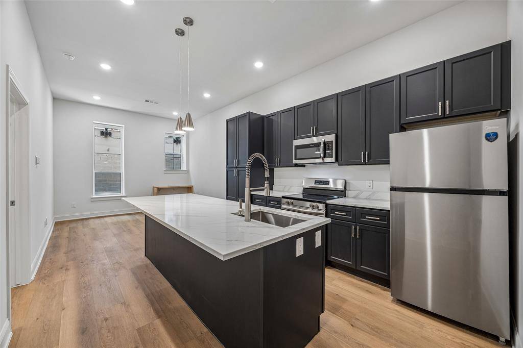 2010 Commerce Street #B203, Dallas, TX 75201