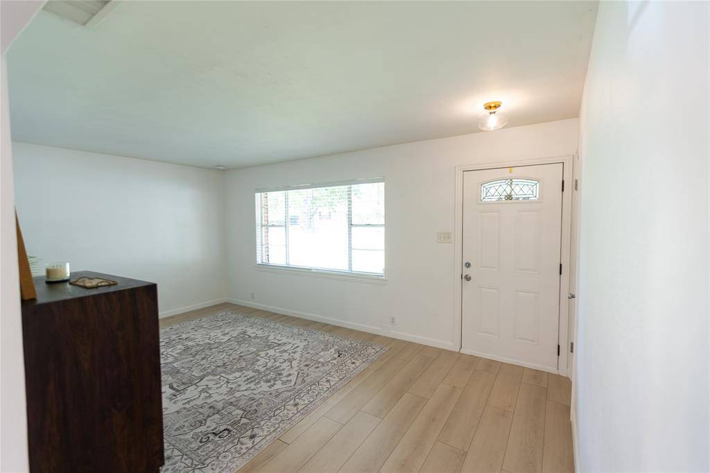 2814 Silvermeadow Lane, Corinth, TX 76210