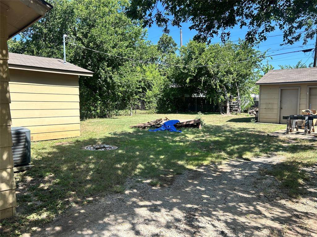 8814 Spaugh Court, White Settlement, TX 76108
