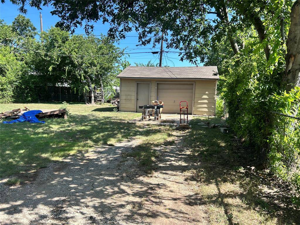 8814 Spaugh Court, White Settlement, TX 76108