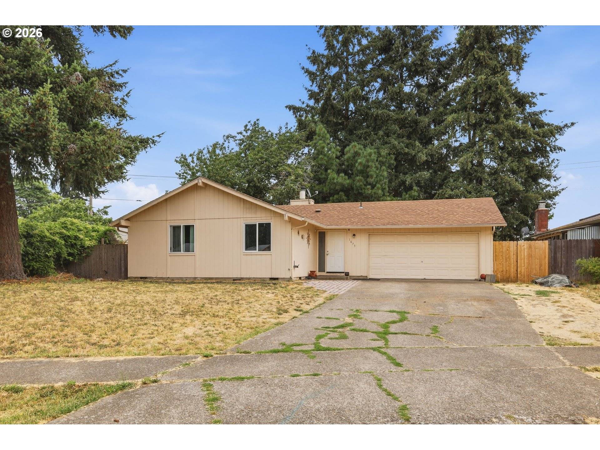 1675 N DANEBO AVE, Eugene, OR 97402