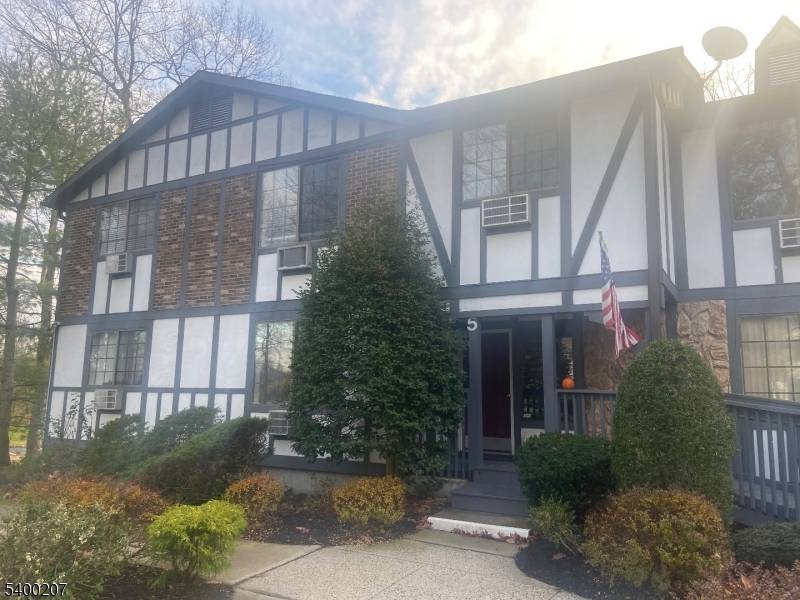 5G Terrace Dr, Chatham Twp., NJ 07928