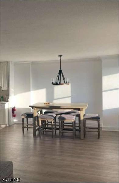 28 Riverside Ave Riv Twr #11H, Red Bank Boro, NJ 07701