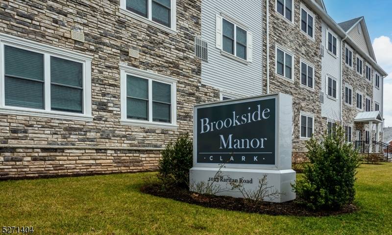 1025 RARITAN ROAD #401, Clark Twp., NJ 07066