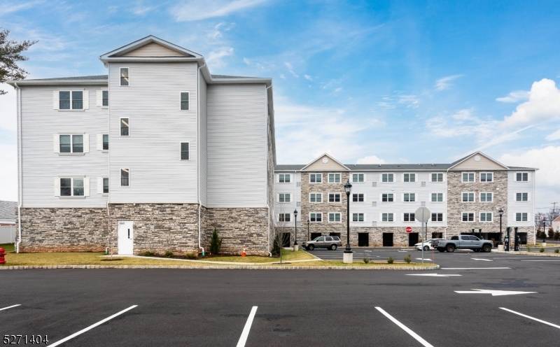 1025 RARITAN ROAD #401, Clark Twp., NJ 07066