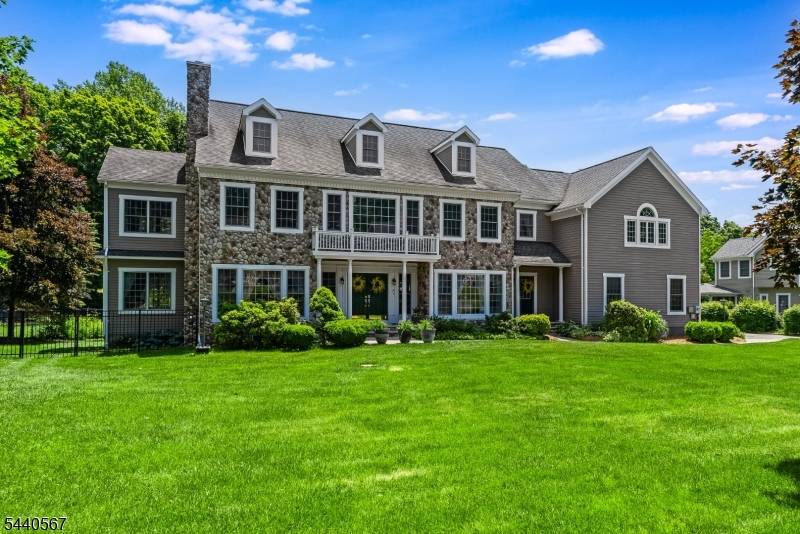 2 Coe Farm Rd, Mendham Twp., NJ 07945