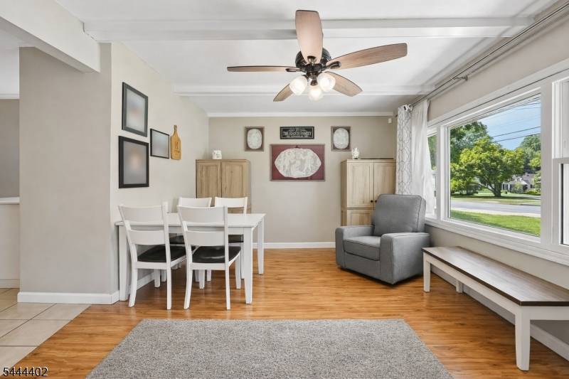 35 Spruce Rd, Pompton Lakes Boro, NJ 07442