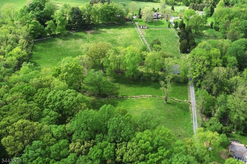 17 Hollow Brook Rd, Tewksbury Twp., NJ 07830