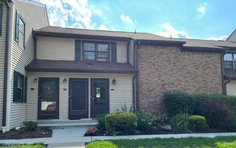 70-10 Prospect St, Metuchen Boro, NJ 08840