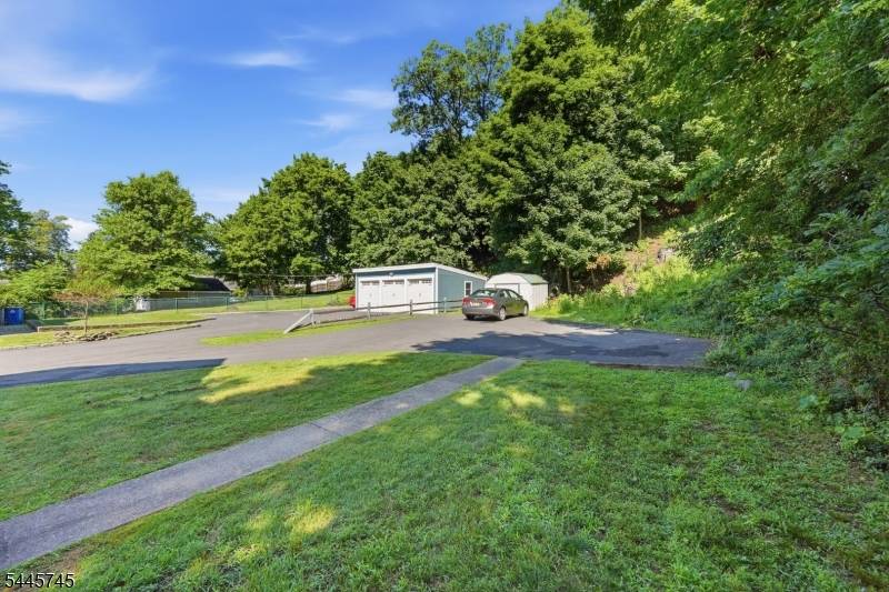 60 Martin Rd, Verona Twp., NJ 07044