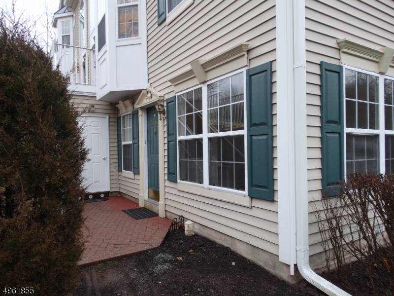 808 Magnolia Lane, Branchburg Twp., NJ 08876