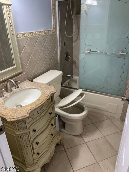 160 Brill St, Newark City, NJ 07105