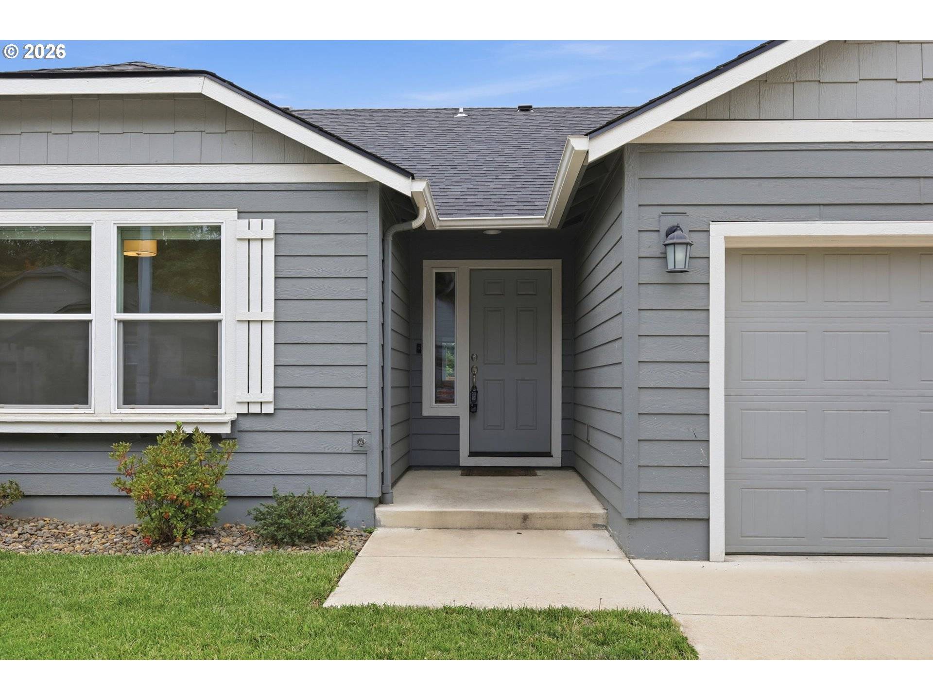 5320 SQUIRREL ST, Springfield, OR 97478
