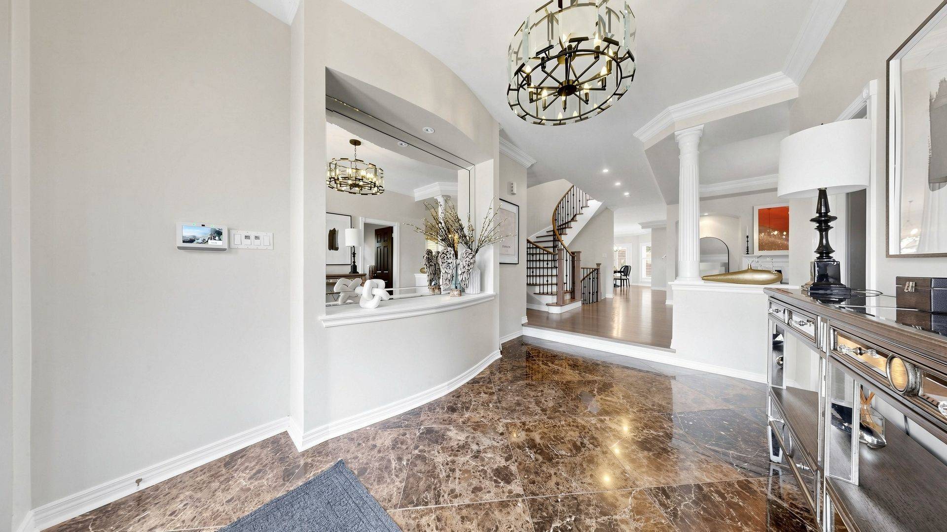 832 Darwin DR, Pickering, ON L1X 2V6