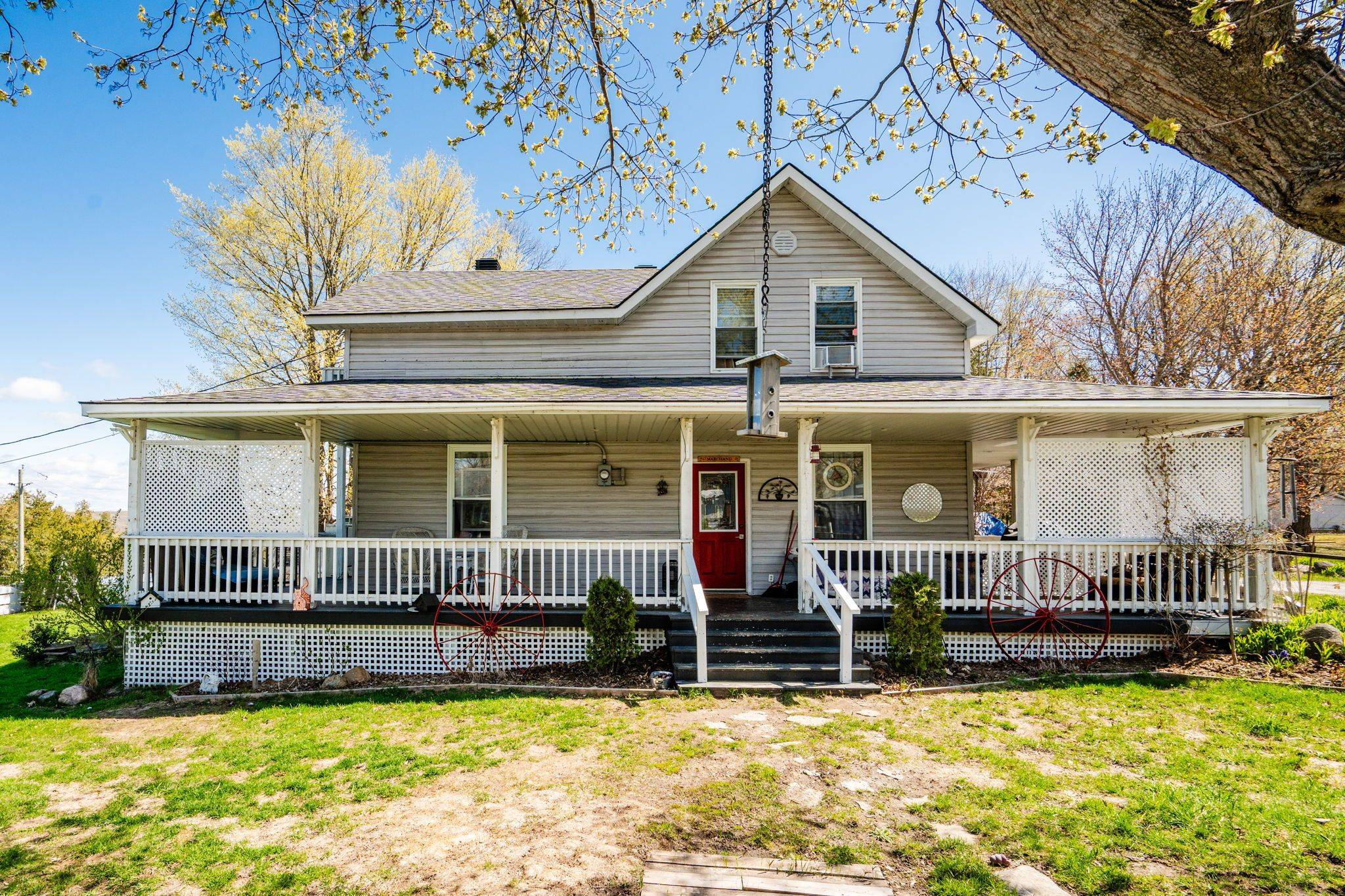 107 Pine ST, Tay, ON L0K 2C0